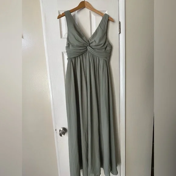 green emerald velvet dress Santiago Cut-Out Ruffle Maxi Dress Sage Selfie Leslie